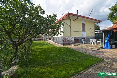 SOLUZIONE INDIPENDENTE CON GIARDINO PRIVATO