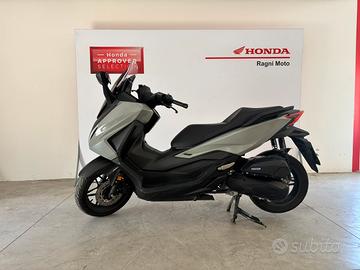 Scooter Honda Forza 125c.c. 2024