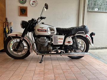 Moto Guzzi V7 Special anno 1982