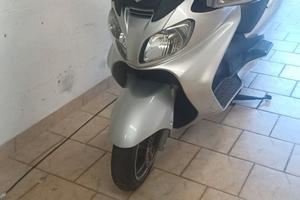 Suzuki Burgman executive 650