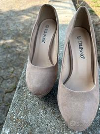 Scarpe con tacco