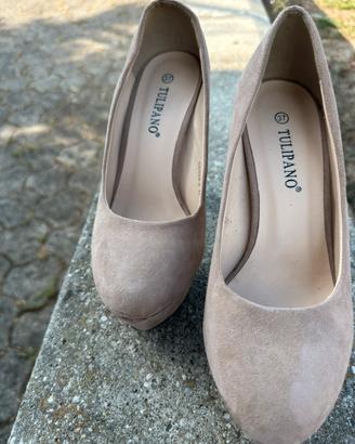 Scarpe con tacco