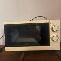 Forno a microonde AKAI