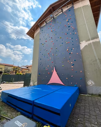 PARETE ARRAMPICATA