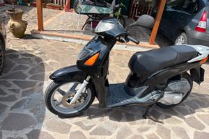 Scuter 125cc 4 tempi