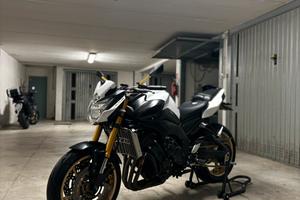 Yamaha FZ8