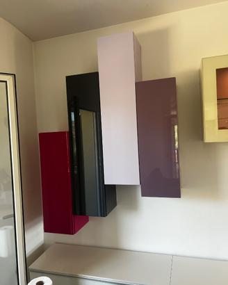 Composizione Pensili lucidi multicolore