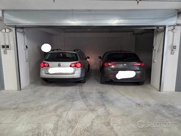 Box rione alto due auto/furgone/deposito medio