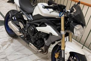 Triumph street triple 675 versione abs