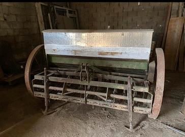 Seminatrice Agricola