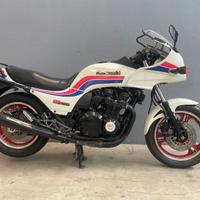 KAWASAKY GPZ 1100 UNITRAK
