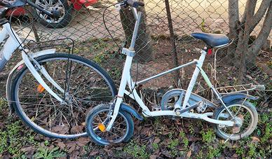 SOLO IN BLOCCO 3 BICI DA SISTEMARE 
