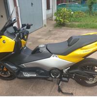 Tmax 560