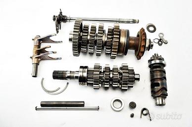 SUZUKI GSR 600 06 11 cambio completo