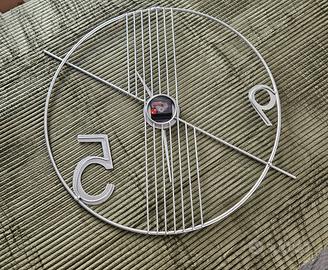  Orologio da parete in metallo Balanced Time