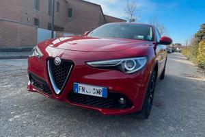 alfa stelvio q4 210cv