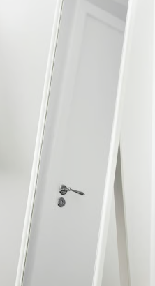 Specchio da Terra Bianco 30×150- Stile ed Eleganza