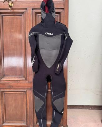 Muta con cappuccio Oneill