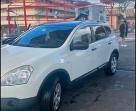 Nissan Qashqai +2 7 POSTI