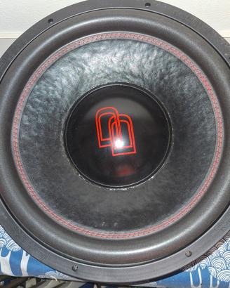 subwoofer DD 715