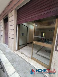 Ampio locale commerciale a Bagheria