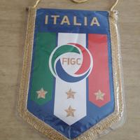 Gagliardetto Italia calcio + brochure +distinte