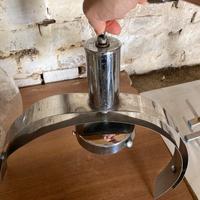 Lampadario a sfera in vetro pulegoso