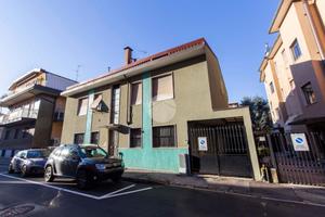 2 LOCALI A CESANO BOSCONE