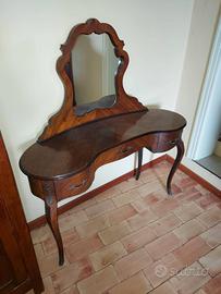 mobile toeletta da trucco con specchiera in stile