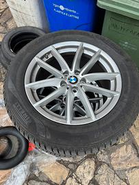 Due treni di Gomme e cerchi bmw x5 - nuove