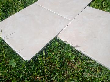 Piastrelle pavimento interno