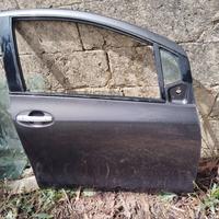 portiera Toyota Yaris seconda serie 