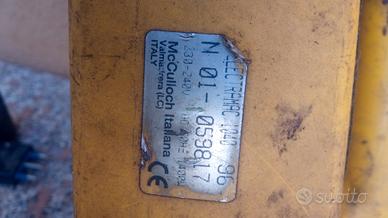 motosega 220 v
