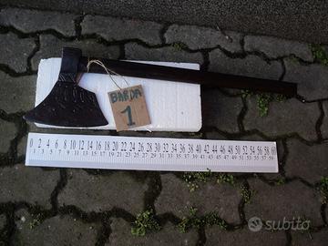 Ascia depoca fine 800 con decoro