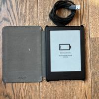 Kindle paperwhite con cover e cavo