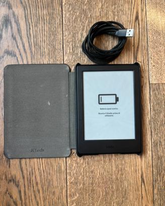 Kindle paperwhite con cover e cavo
