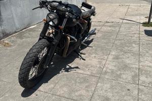 Triumph Bonneville T100 black