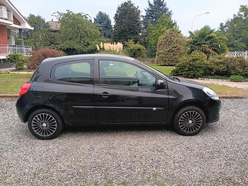 RENAULT CLIO 16 V 1200V