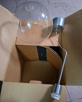 lampada a palla di vetro ikea