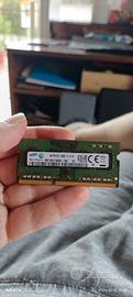 RAM Samsung da 4 GB DDR3L Sodim - 1600 MHz