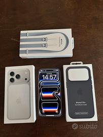Iphone 17pro 256GB con tracolla e cover Apple