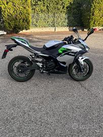 KAWASAKI NINJA e-1 125