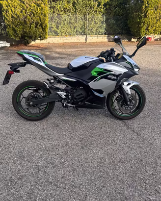 KAWASAKI NINJA e-1 125