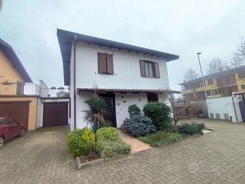 Villa a schiera Ossago Lodigiano