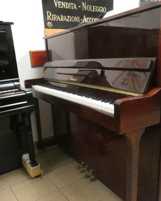Pianoforte STEINBACH 121 in mogano