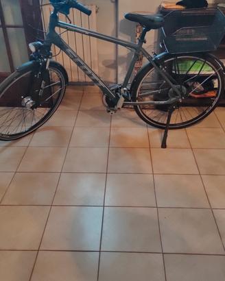 City bike SCOTT Urban+ VR46UP 