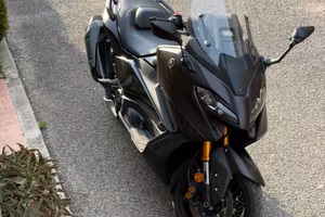 Tmax 560 Techmax