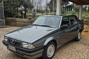 Alfa romeo 75 2.0 ts