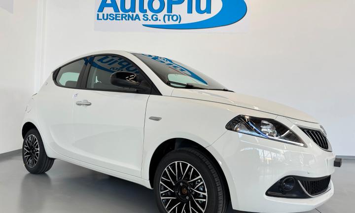 Lancia Ypsilon 1.0 FireFly 5 porte S&S Hybrid Gold