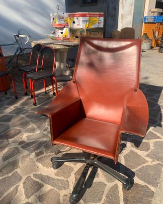 Poltrona vintage in cuoio 350 euro
